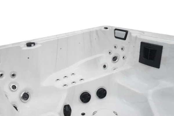 5 vietų masažinė vonia v04 5 vietų masažinė vonia v04